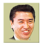 岡村　信緒氏